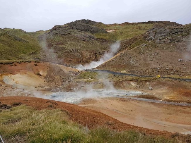 20190831-53ReykjanesKrysuvikSpewing